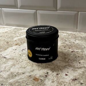 Lush Hot Toddy Candle in Black Tin